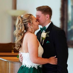 Meet your Posher, Kayla